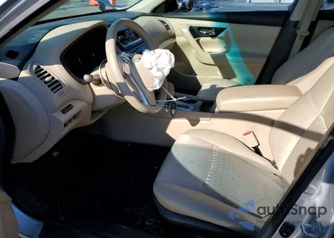 2016 Nissan Altima 2.5 из США, поврежденный, VIN 1N4AL3AP0GN361403